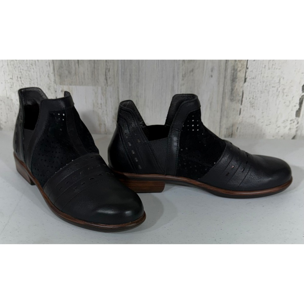 Naot Rivotra Ankle Boots 37 Black Leather Perforated Cut Out Chelsea Booties